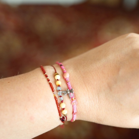 Bransoletka pleciona - Więcj różu